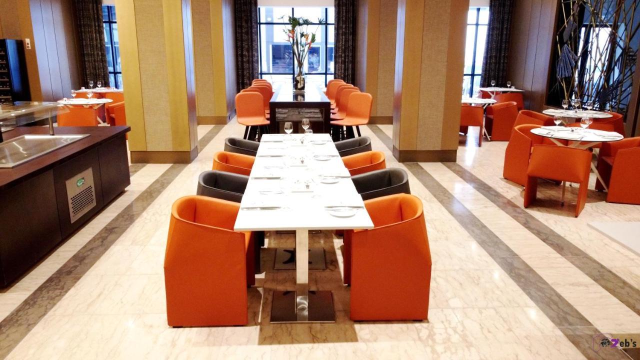 Krystal Palace Douala Exteriör bild
